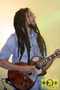 Julian Marley (Jam) with The Uprising Band 11. Chiemsee Reggae Festival, Übersee - Main Stage 21. August 2005 (7).jpg